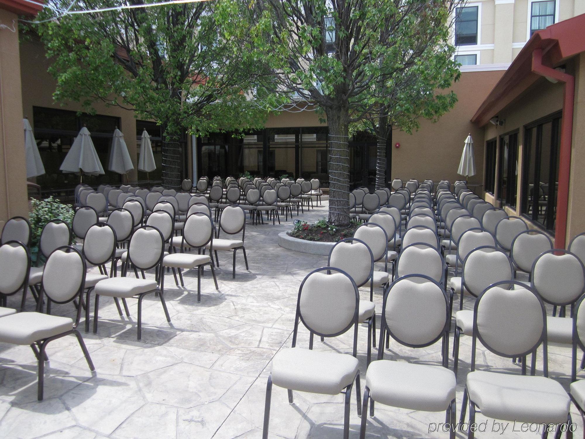 Hotel Gurnee Bagian luar foto